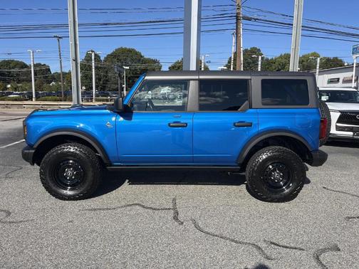 2023 Ford Bronco Black Diamond