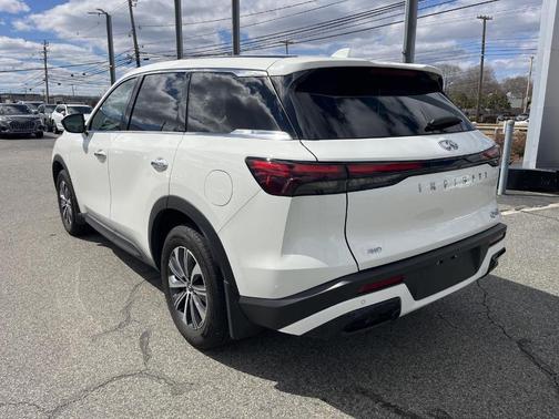 2025 INFINITI QX60 Pure