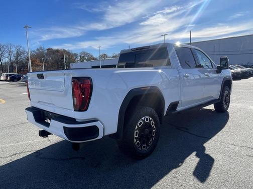 2023 GMC Sierra 2500 AT4