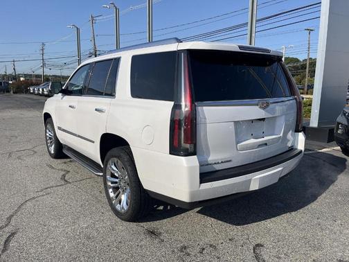 2020 Cadillac Escalade Luxury