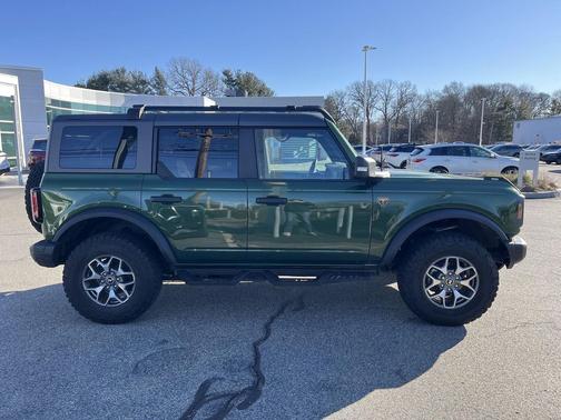 2023 Ford Bronco Badlands