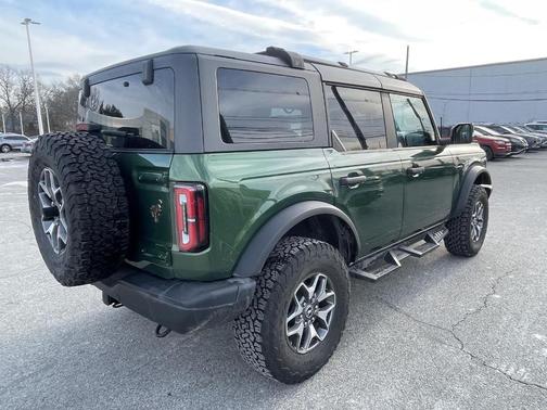 2023 Ford Bronco Badlands