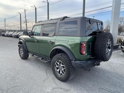 2023 Ford Bronco Badlands