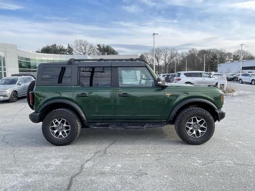 2023 Ford Bronco Badlands