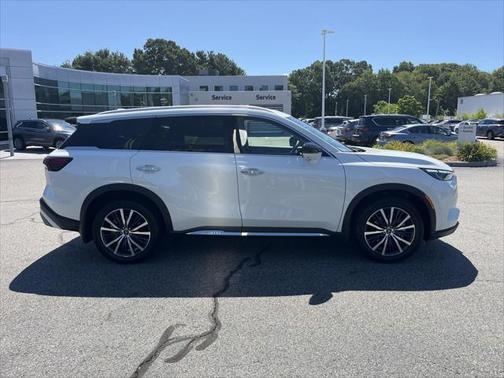2025 INFINITI QX60 SENSORY