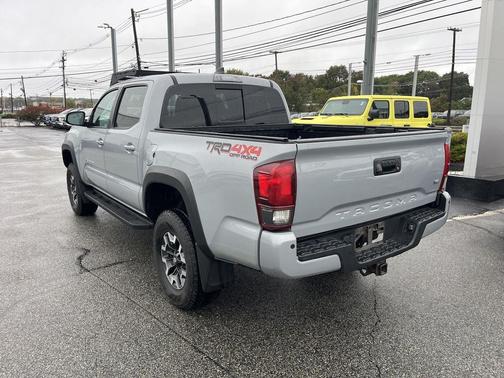 2018 Toyota Tacoma SR