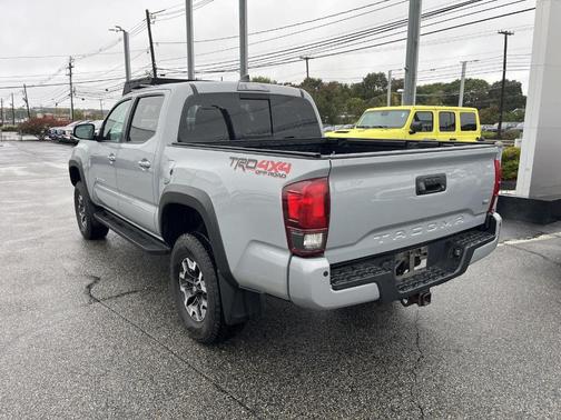 2018 Toyota Tacoma SR