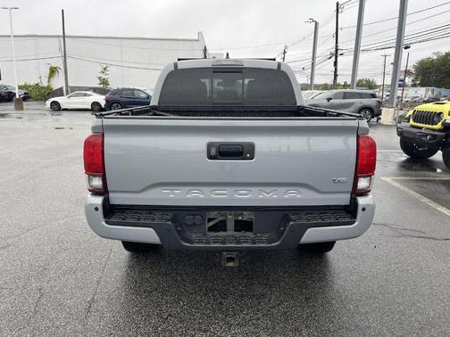 2018 Toyota Tacoma SR