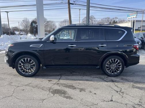 2024 Nissan Armada Platinum