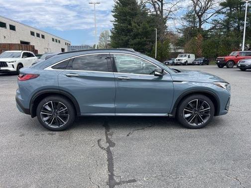 2025 INFINITI QX55 LUXE