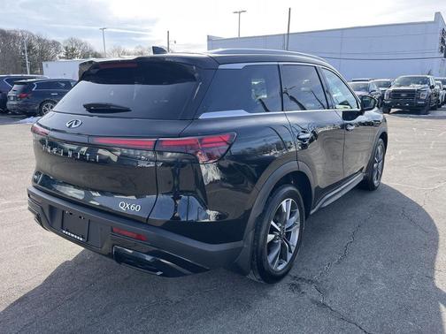 2025 INFINITI QX60 Luxe