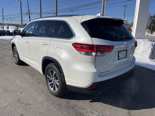 2018 Toyota Highlander 