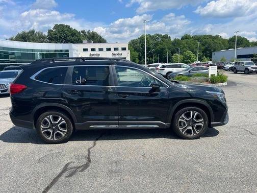 Crystal Black Silica 2023 Subaru Ascent Limited 7-Passenger