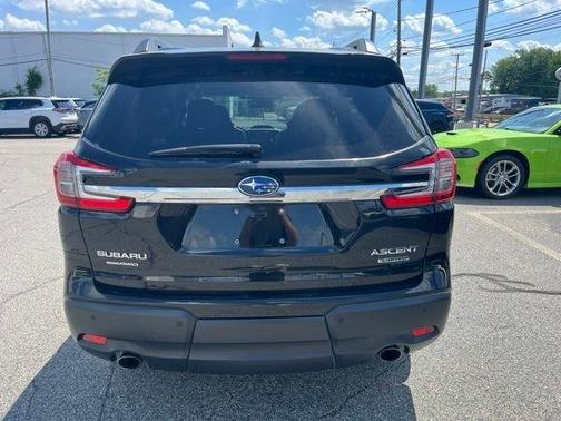 Crystal Black Silica 2023 Subaru Ascent Limited 7-Passenger