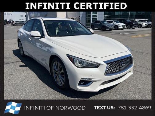 2022 INFINITI Q50 LUXE
