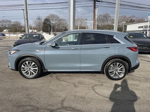 2025 INFINITI QX50 Luxe