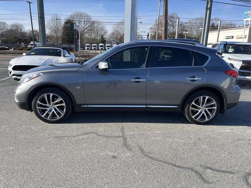 2017 INFINITI QX50 Base