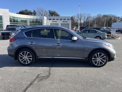 2017 INFINITI QX50 Base