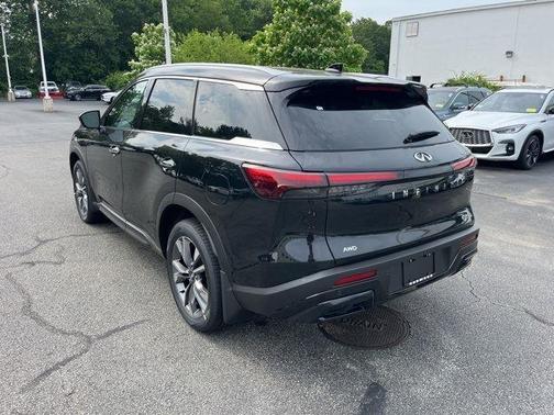 2025 INFINITI QX60 Luxe