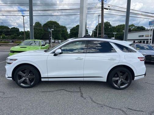 Alta White 2023 Genesis GV70 2.5T