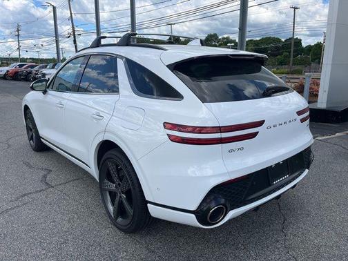 Alta White 2023 Genesis GV70 2.5T