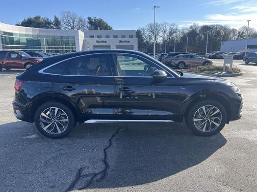 2022 Audi Q5 45 S line quattro Premium