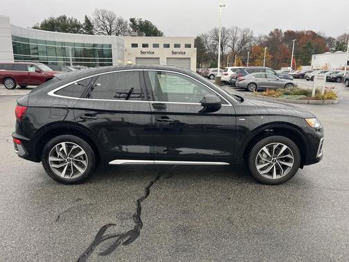 2022 Audi Q5 45 S line quattro Premium