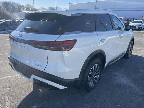 2024 INFINITI QX60 Pure