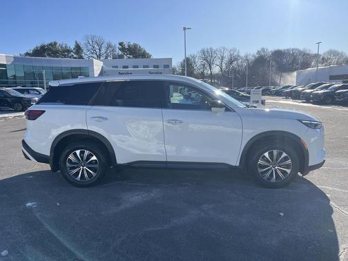 2024 INFINITI QX60 Pure