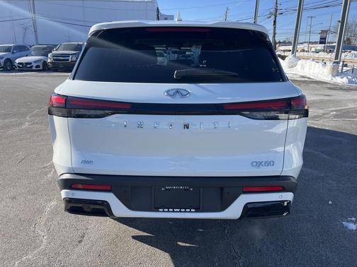 2024 INFINITI QX60 Pure