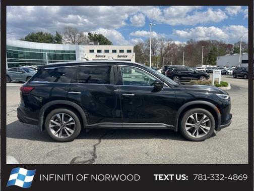 2023 INFINITI QX60 LUXE