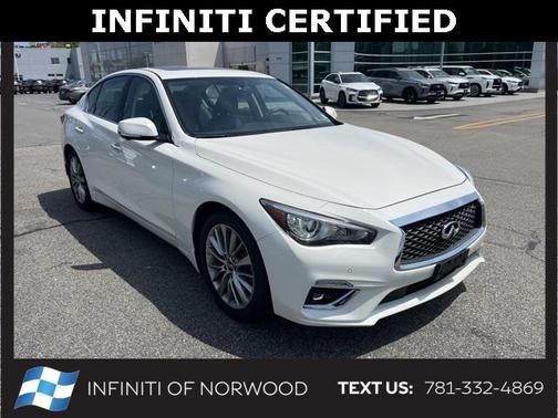 2023 INFINITI Q50 LUXE