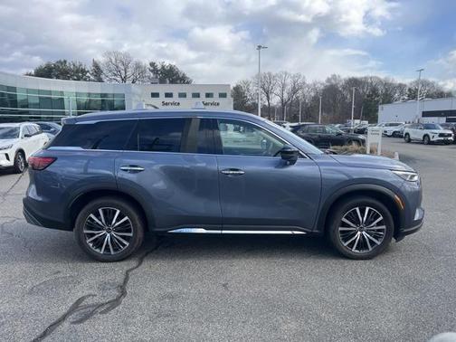 2025 INFINITI QX60 SENSORY