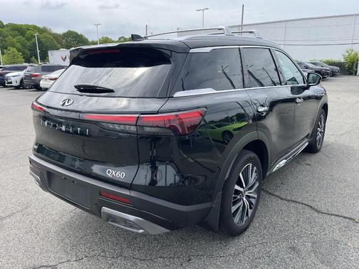 Mineral Black 2025 INFINITI QX60 SENSORY