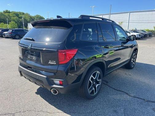 2023 Honda Passport Elite