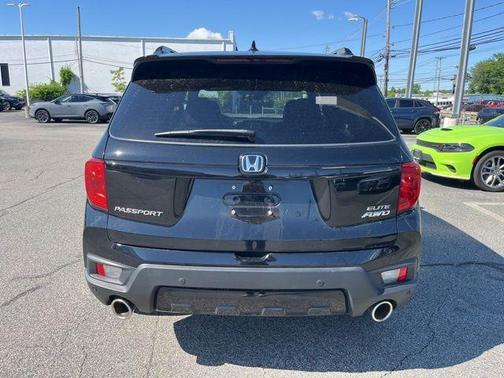 2023 Honda Passport Elite