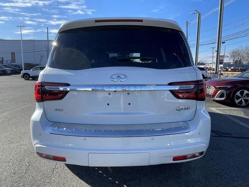 2024 INFINITI QX80 SENSORY