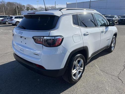 2023 Jeep Compass Latitude