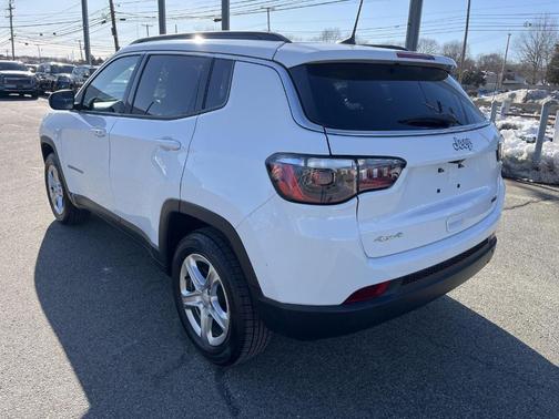 2023 Jeep Compass Latitude