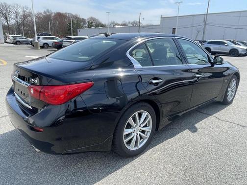 Black Obsidian 2014 INFINITI Q50 Premium