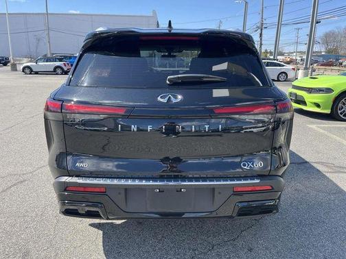 Mineral Black 2023 INFINITI QX60 Luxe