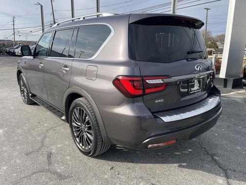 2024 INFINITI QX80 SENSORY
