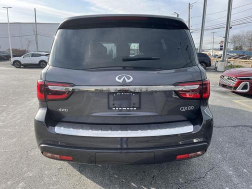 2024 INFINITI QX80 SENSORY