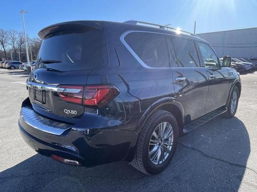 2024 INFINITI QX80 Luxe