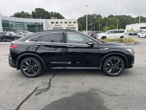 2025 INFINITI QX55 LUXE