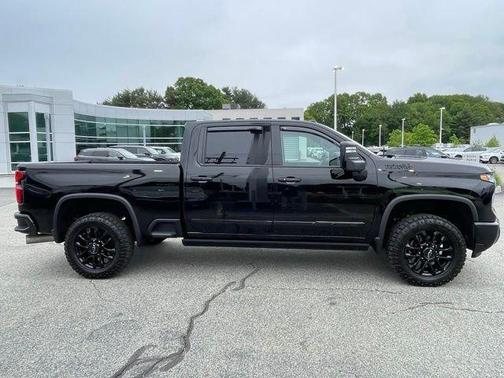 Black 2025 Chevrolet Silverado 3500 High Country