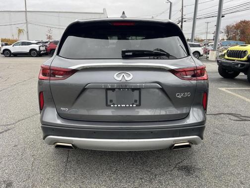 2023 INFINITI QX50 Luxe