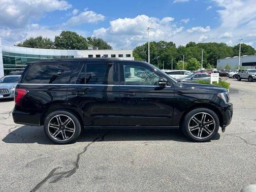 Black Metallic 2021 Ford Expedition Limited