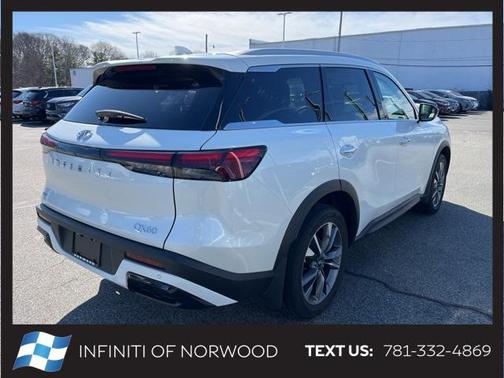 2025 INFINITI QX60 LUXE