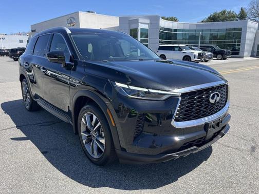 Mineral Black 2023 INFINITI QX60 Luxe